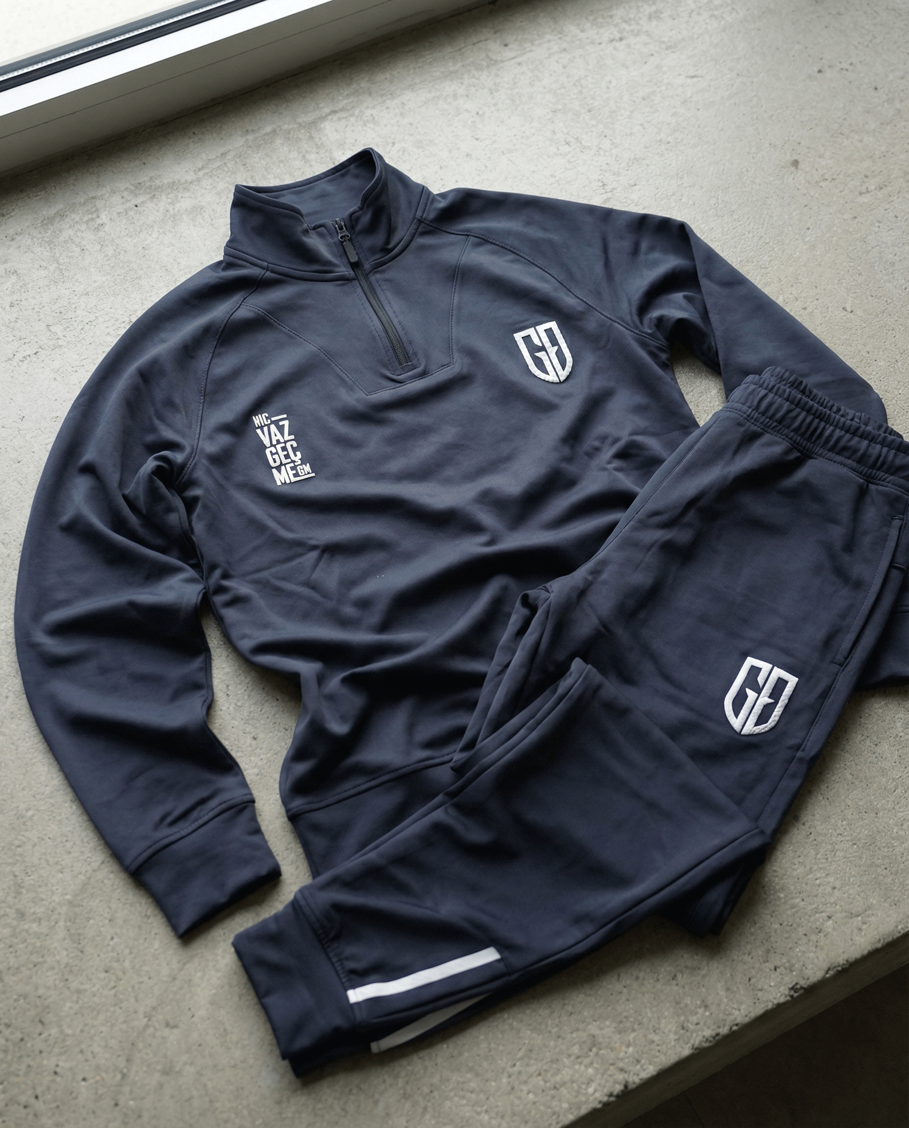 Gri Eşofman Takımı | 2025